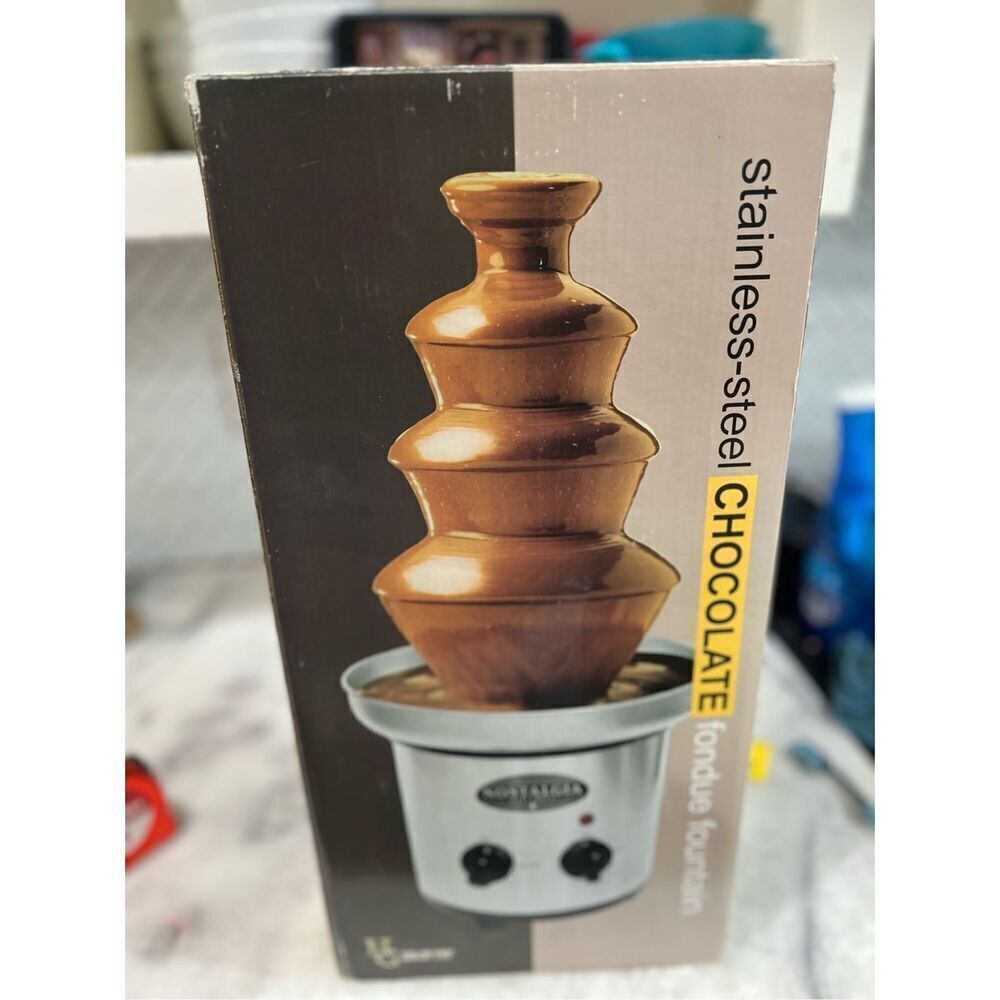 Nostalgia Electric Chocolate Fondue Fountain Machine, 32-Ounce, 4 Tier Set